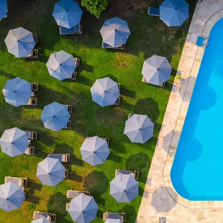 Otel Club-e 4*