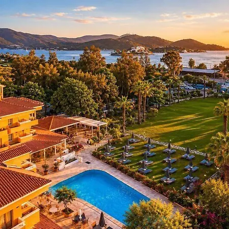 Club-e 4* Φετιγιέ