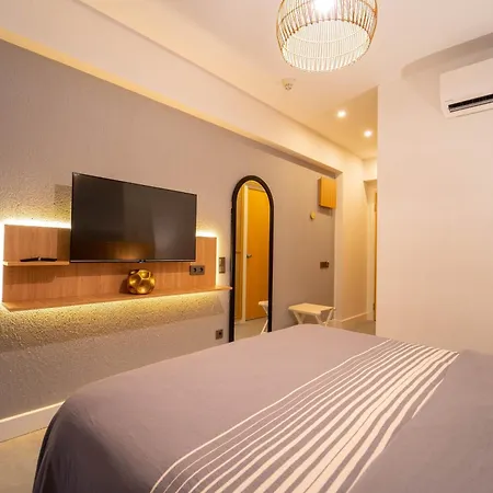 Hotel Club-e 4*